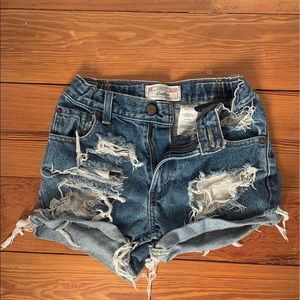 Levi Strauss Signature Distressed shorts